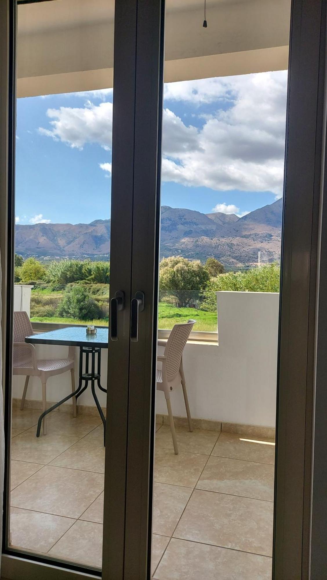 Argiri Apartments & Suites Jeorjúpoli Kültér fotó