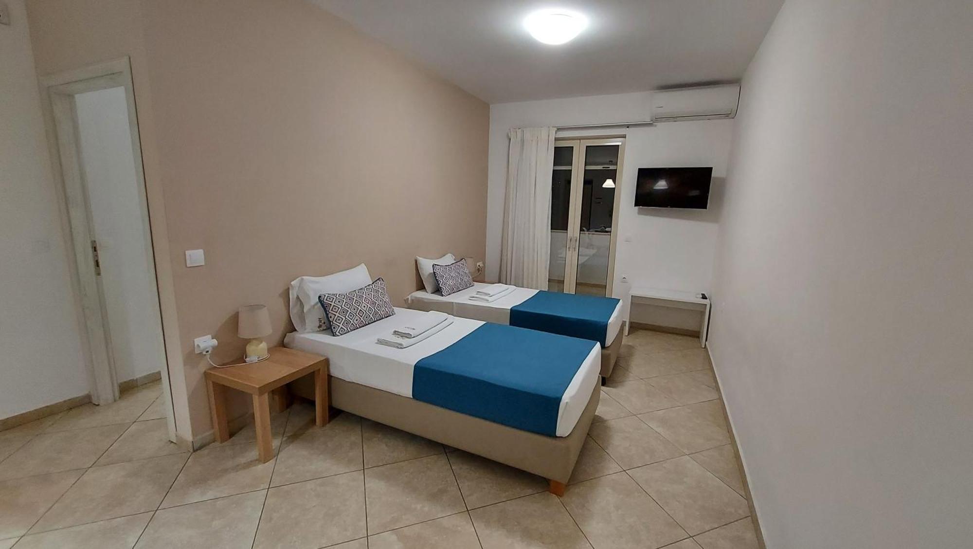 Argiri Apartments & Suites Jeorjúpoli Kültér fotó