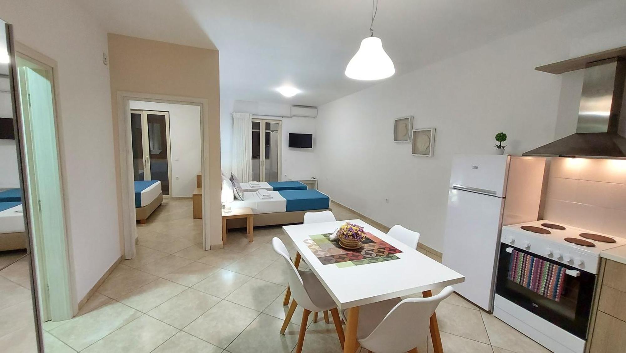 Argiri Apartments & Suites Jeorjúpoli Kültér fotó